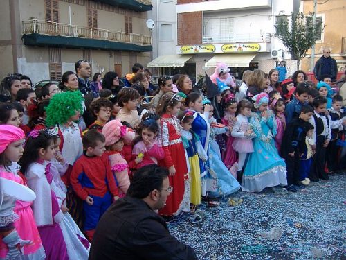 FOTO ALBUM: Carnevale a Borgo Molara