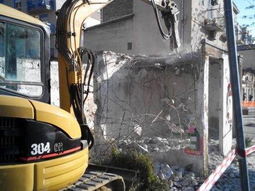 Comunicato Stampa: Mezzomonreale, Amap demolisce manufatto in cemento armato